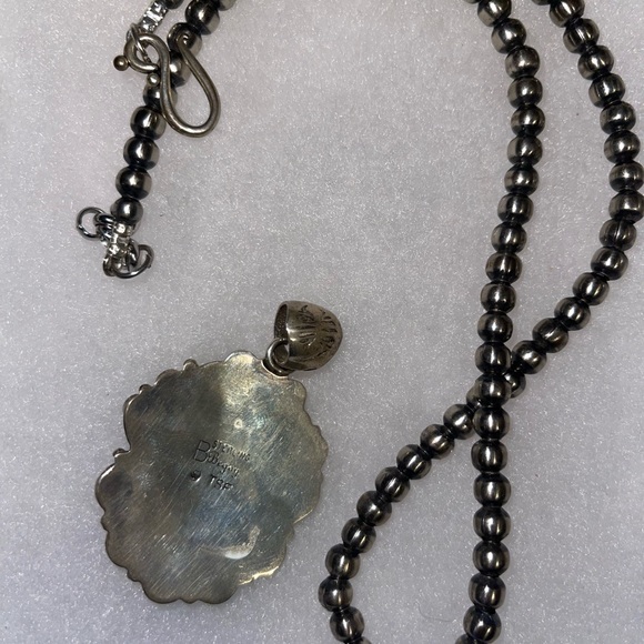 Authentic lapis necklace with Navajo pearls - Picture 2 of 2